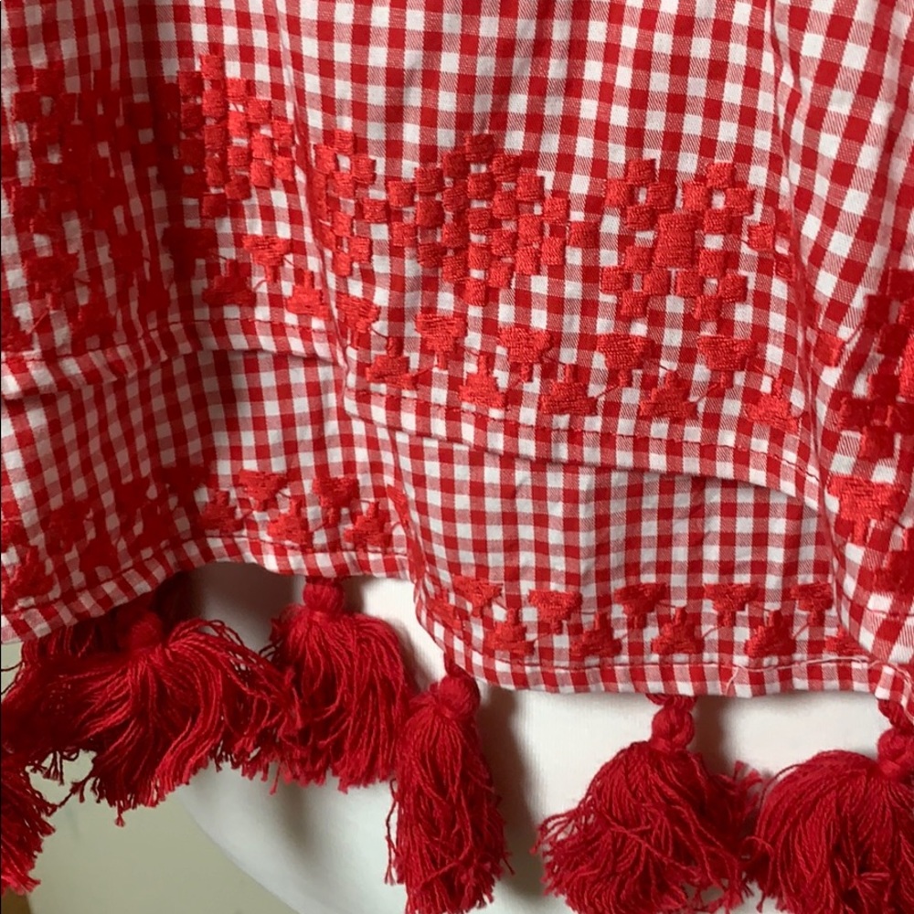 Red top - Picture 4 of 5